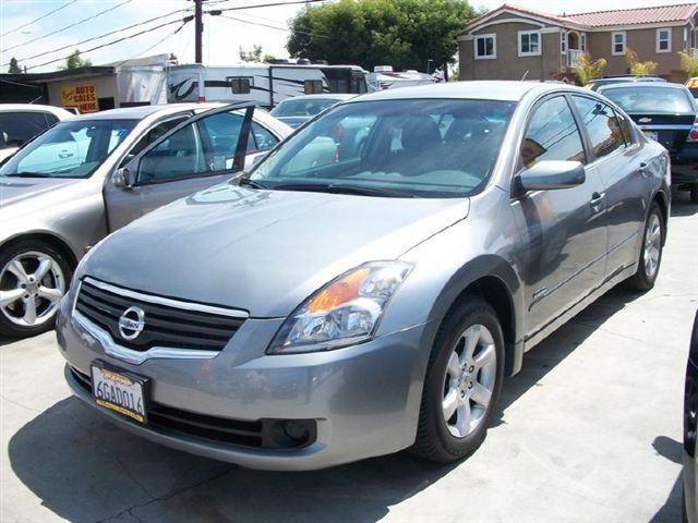 2009 Nissan Altima ESi