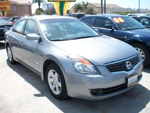 2009 Nissan Altima ESi