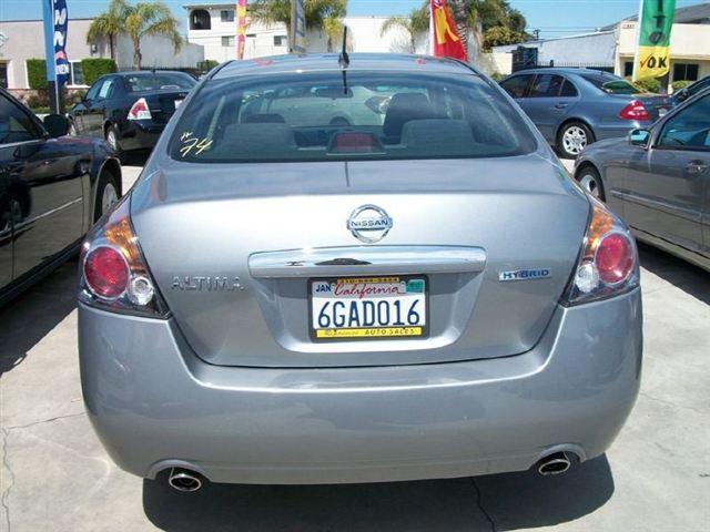 2009 Nissan Altima ESi