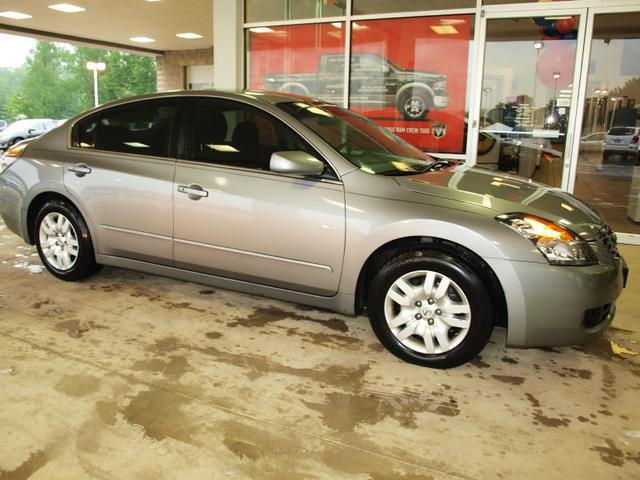 2009 Nissan Altima Pickupslt Quad Cab SWB 4WD 4x4 Truck