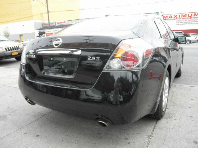 2009 Nissan Altima Pickupslt Quad Cab SWB 4WD 4x4 Truck