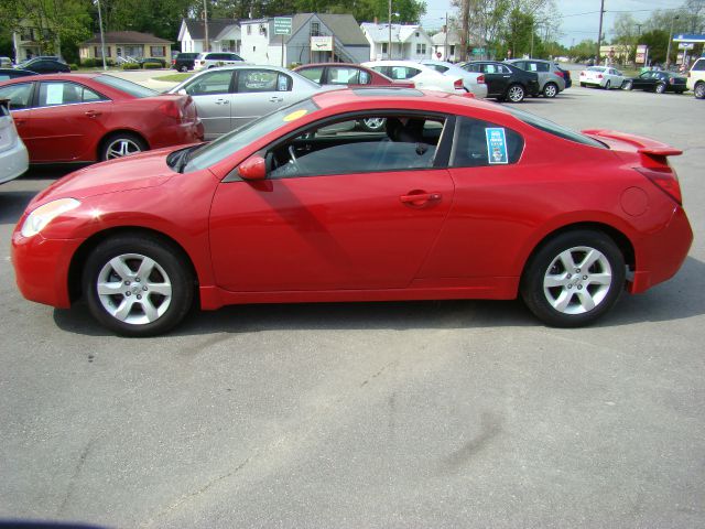 2009 Nissan Altima Pickupslt Quad Cab SWB 4WD 4x4 Truck