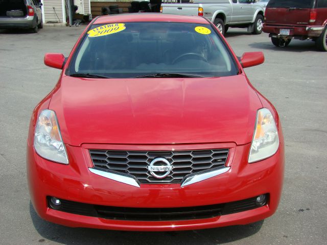 2009 Nissan Altima Pickupslt Quad Cab SWB 4WD 4x4 Truck