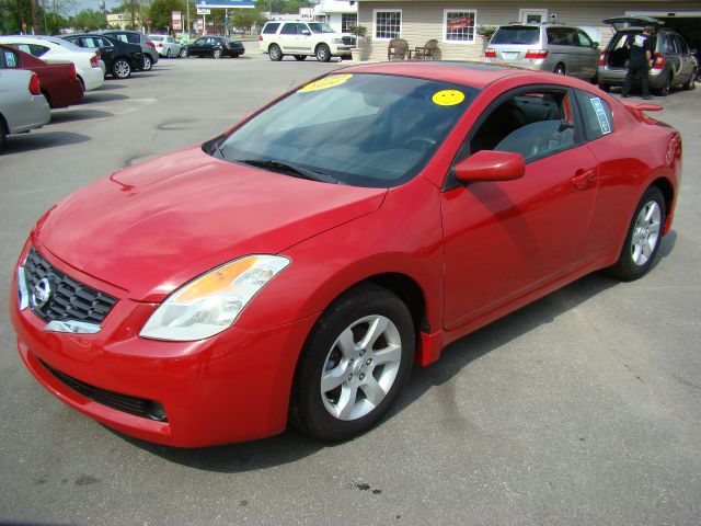 2009 Nissan Altima Pickupslt Quad Cab SWB 4WD 4x4 Truck