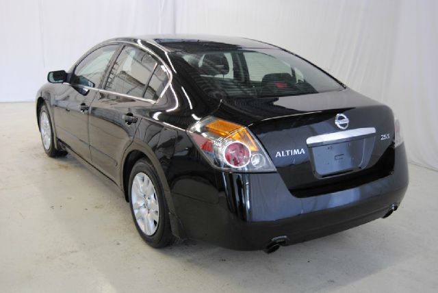 2009 Nissan Altima Pickupslt Quad Cab SWB 4WD 4x4 Truck