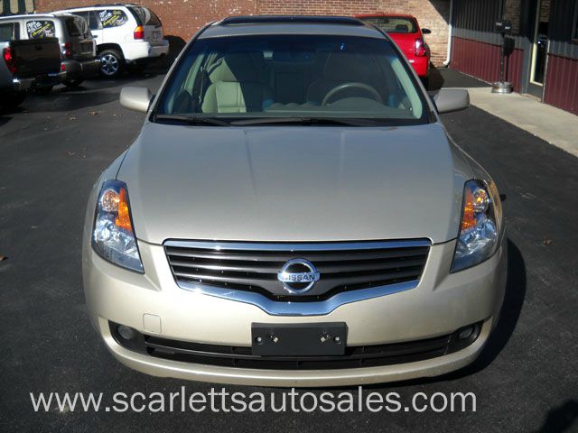 2009 Nissan Altima SLT Quad Cab 2WD