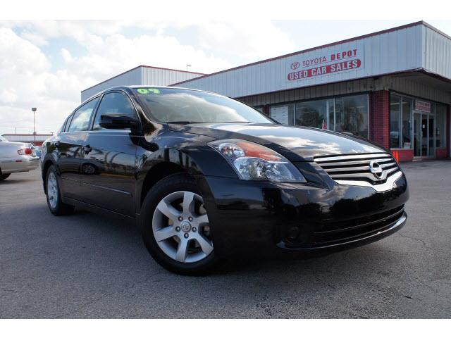 2009 Nissan Altima Unknown