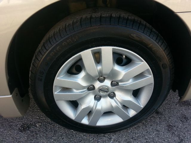 2009 Nissan Altima Pickupslt Quad Cab SWB 4WD 4x4 Truck