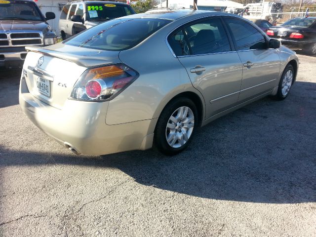 2009 Nissan Altima Pickupslt Quad Cab SWB 4WD 4x4 Truck