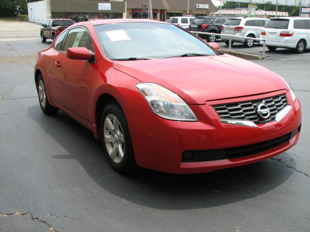 2009 Nissan Altima Pickupslt Quad Cab SWB 4WD 4x4 Truck