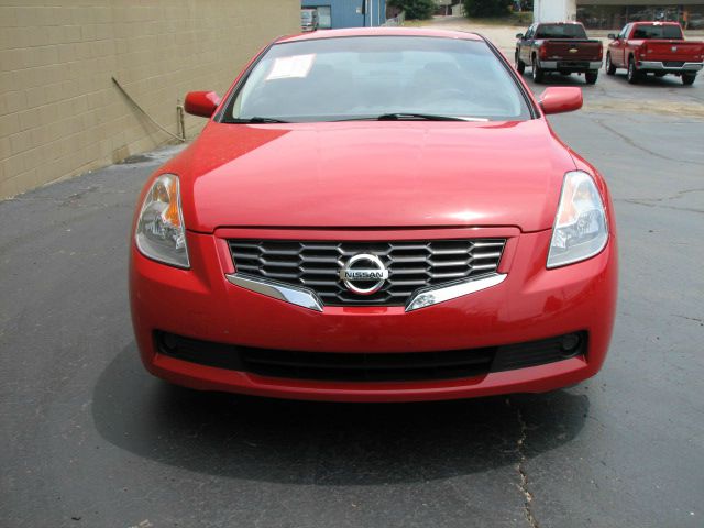 2009 Nissan Altima Pickupslt Quad Cab SWB 4WD 4x4 Truck