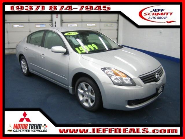 2009 Nissan Altima Base