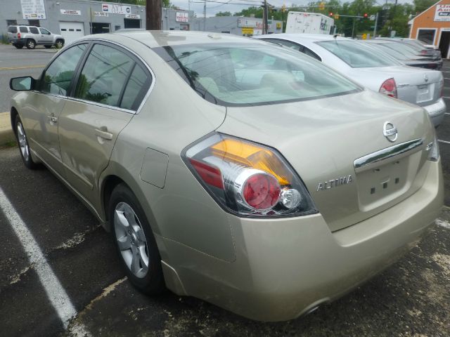 2009 Nissan Altima GS-R