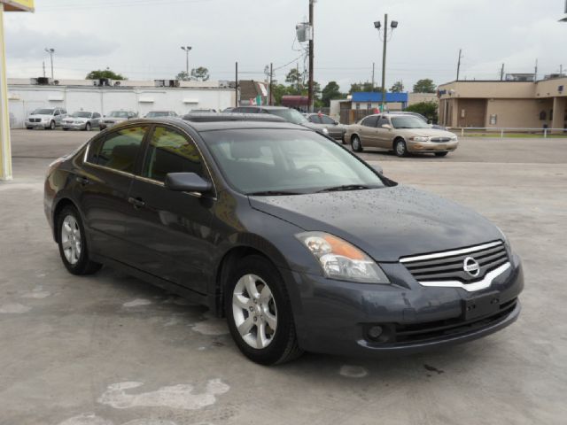 2009 Nissan Altima Pickupslt Quad Cab SWB 4WD 4x4 Truck