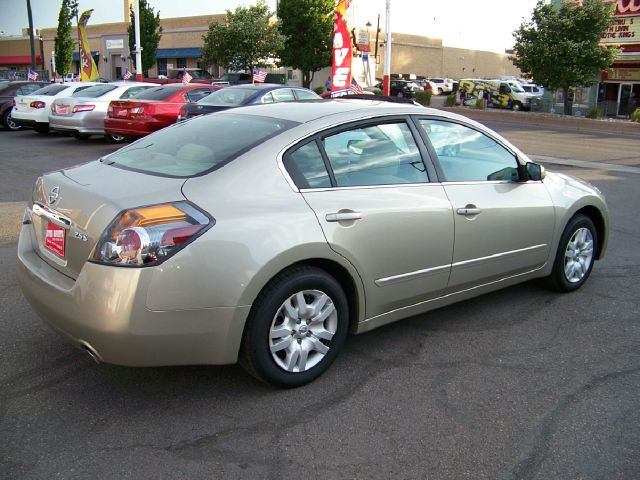 2009 Nissan Altima Pickupslt Quad Cab SWB 4WD 4x4 Truck