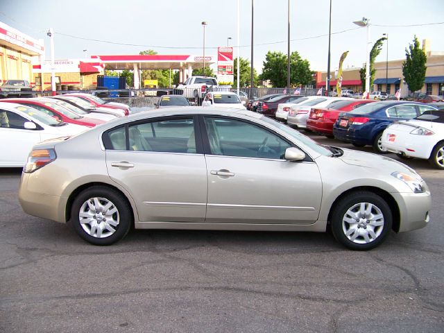 2009 Nissan Altima Pickupslt Quad Cab SWB 4WD 4x4 Truck