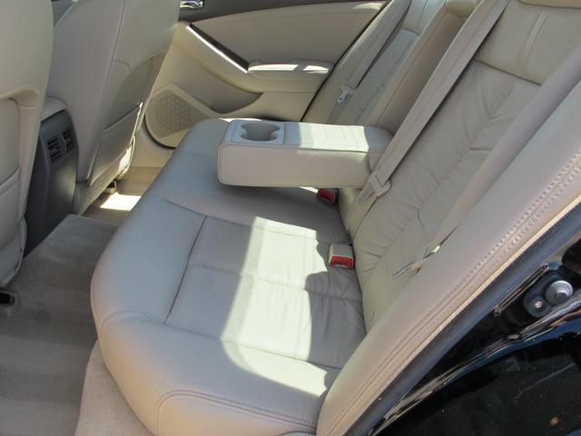 2010 Nissan Altima SLT Quad Cab 2WD