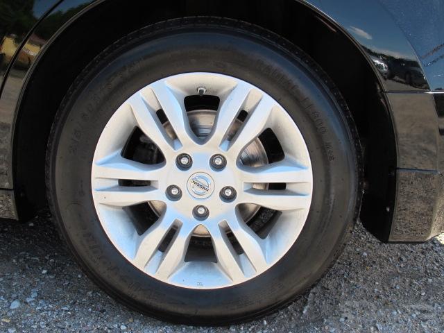 2010 Nissan Altima SLT Quad Cab 2WD