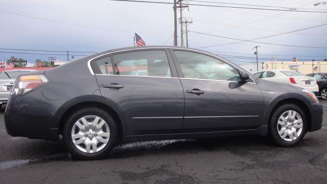 2010 Nissan Altima Pickupslt Quad Cab SWB 4WD 4x4 Truck