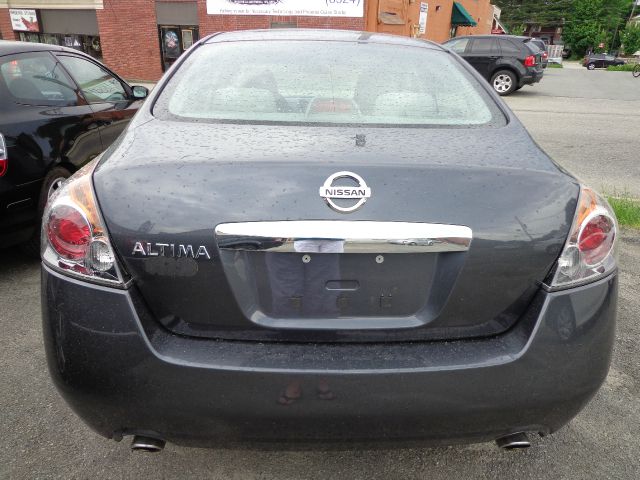 2010 Nissan Altima Pickupslt Quad Cab SWB 4WD 4x4 Truck