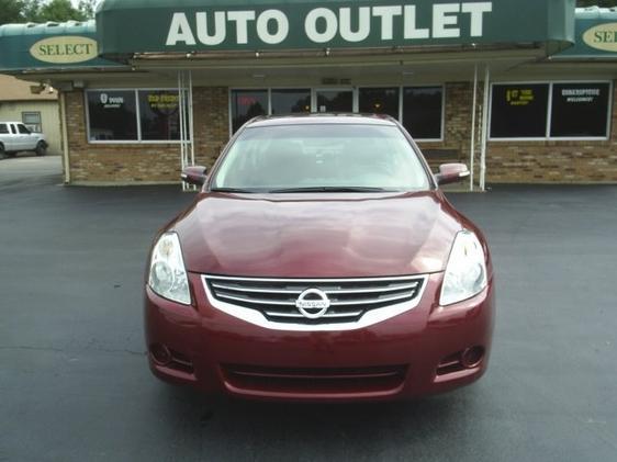 2010 Nissan Altima Pickupslt Quad Cab SWB 4WD 4x4 Truck