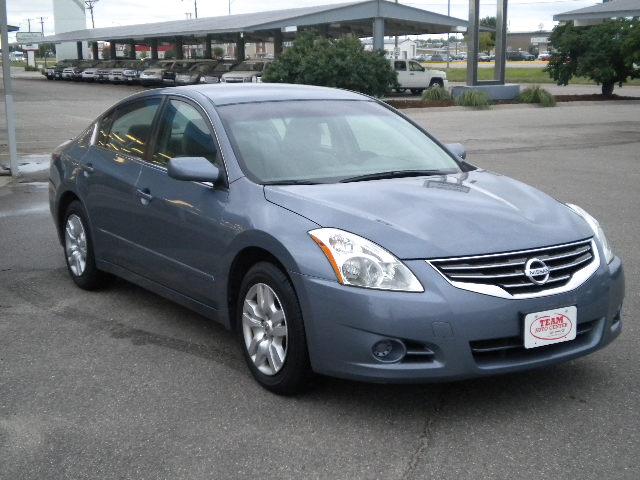 2010 Nissan Altima GS-R
