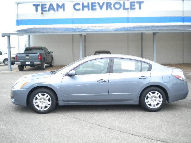 2010 Nissan Altima GS-R