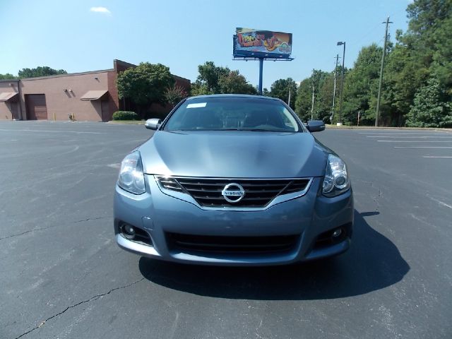 2010 Nissan Altima F-350 Styleside