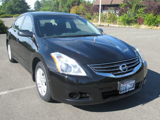2010 Nissan Altima Pickupslt Quad Cab SWB 4WD 4x4 Truck