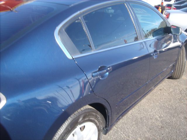 2010 Nissan Altima Pickupslt Quad Cab SWB 4WD 4x4 Truck