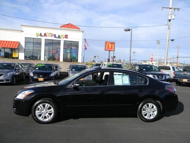 2010 Nissan Altima 4x4 Truck