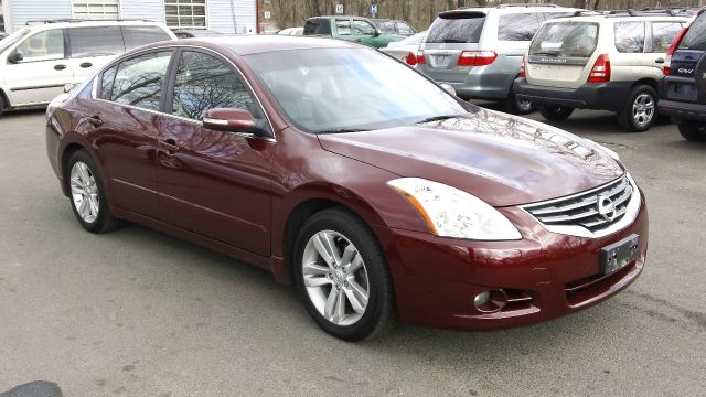 2010 Nissan Altima 4WD Reg Cab 133