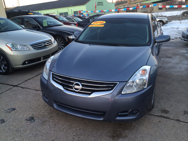 2010 Nissan Altima Pickupslt Quad Cab SWB 4WD 4x4 Truck