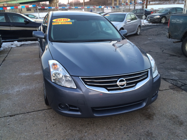 2010 Nissan Altima Pickupslt Quad Cab SWB 4WD 4x4 Truck