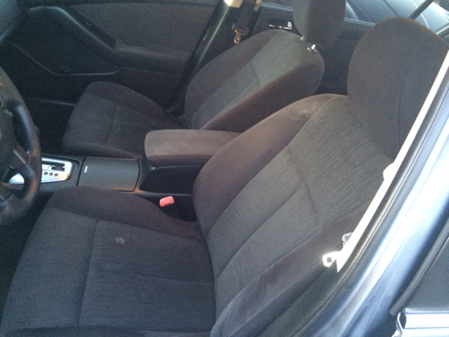 2010 Nissan Altima Pickupslt Quad Cab SWB 4WD 4x4 Truck