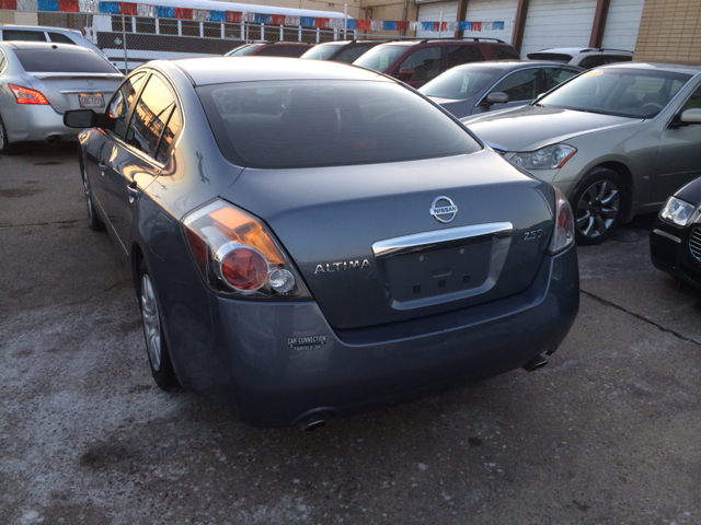 2010 Nissan Altima Pickupslt Quad Cab SWB 4WD 4x4 Truck