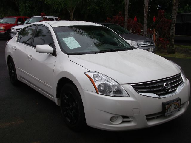 2010 Nissan Altima GS-R