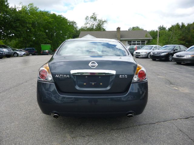 2010 Nissan Altima Pickupslt Quad Cab SWB 4WD 4x4 Truck