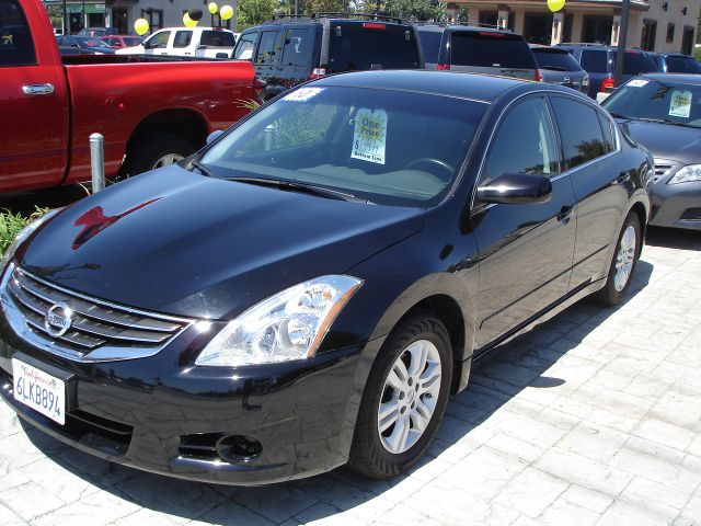 2010 Nissan Altima Pickupslt Quad Cab SWB 4WD 4x4 Truck