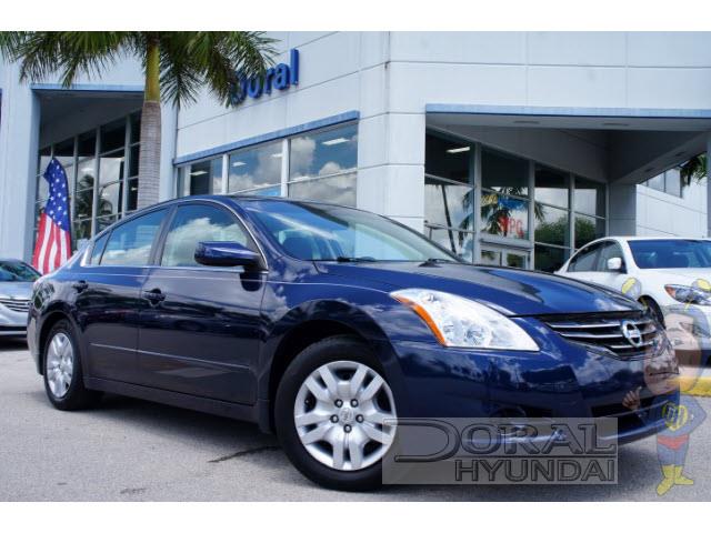 2010 Nissan Altima Pickupslt Quad Cab SWB 4WD 4x4 Truck