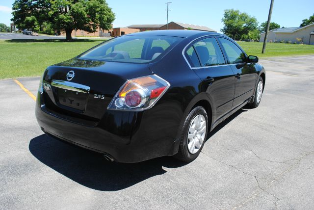 2010 Nissan Altima Pickupslt Quad Cab SWB 4WD 4x4 Truck