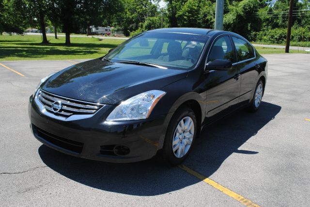 2010 Nissan Altima Pickupslt Quad Cab SWB 4WD 4x4 Truck