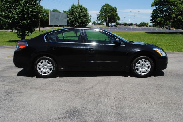 2010 Nissan Altima Pickupslt Quad Cab SWB 4WD 4x4 Truck