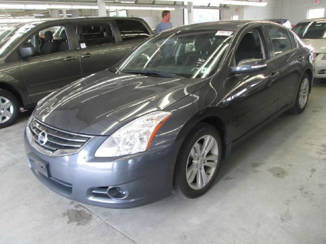 2010 Nissan Altima 4WD Reg Cab 133