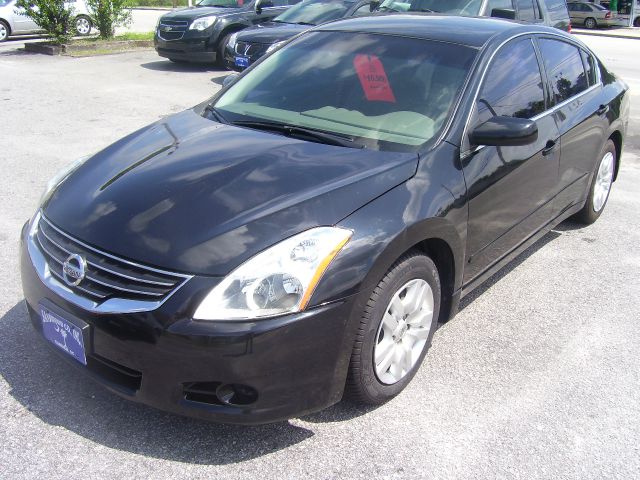 2010 Nissan Altima Pickupslt Quad Cab SWB 4WD 4x4 Truck