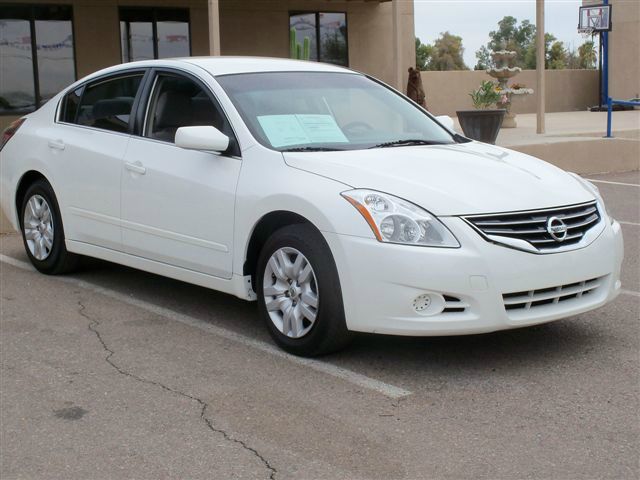 2010 Nissan Altima GS-R