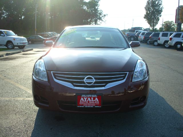 2010 Nissan Altima Pickupslt Quad Cab SWB 4WD 4x4 Truck