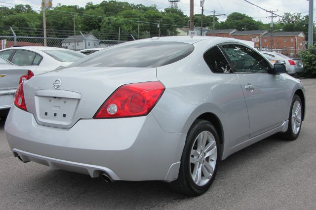 2010 Nissan Altima F-350 Styleside