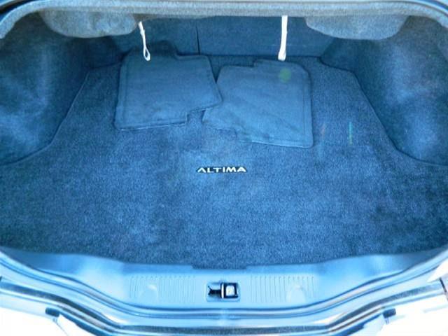 2010 Nissan Altima LT W/ 2ltawd