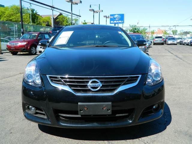 2010 Nissan Altima LT W/ 2ltawd